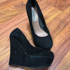 Steve Madden suede wedges